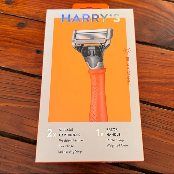 Harry’s Bright Orange Razor Kit NWT - Picture 1 of 5